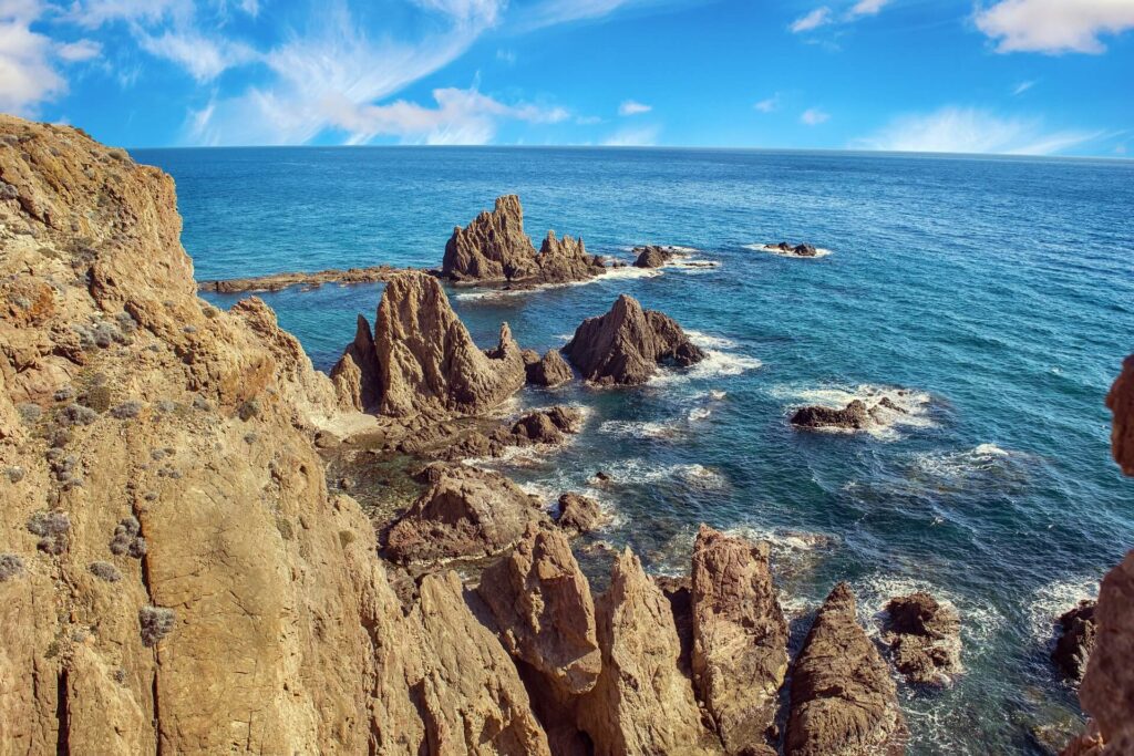 Cabo de Gata es el primer Parque Natural marítimo-terrestre.